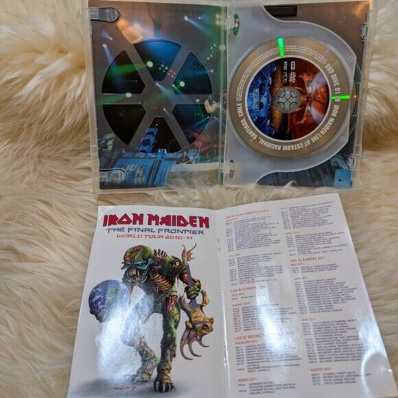 Iron Maiden: En Vivo! (DVD) - Picture 3 of 11